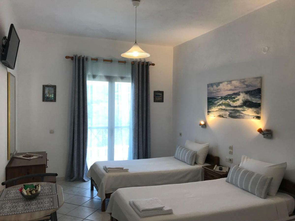 Floros Apartments Agios Stefanos Avliotes  Exterior foto